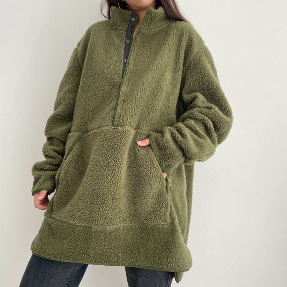 NWT Nike Yoga sherpa fleece pullover sweater in green - Picture 3 of 10